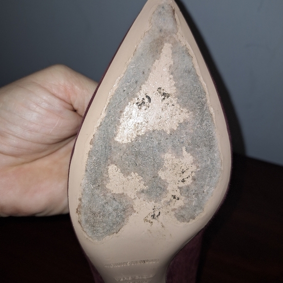 Nicholas Kirkwood burgundy colored velour 2" heels in a size 40EU or 9-9.5 US. - Picture 4 of 15